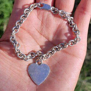 Chunky solid 925 sterling silver circle link charm bracelet with large heart cha